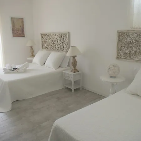 Attico Aurelio לינה וארוחת בוקר