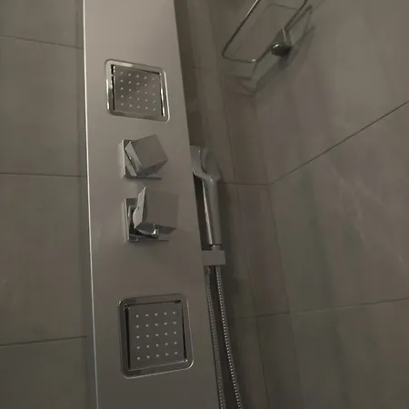 Attico Aurelio Panzió 3*