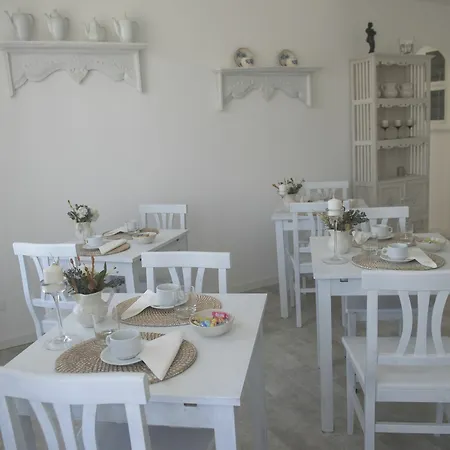 Attico Aurelio 3*